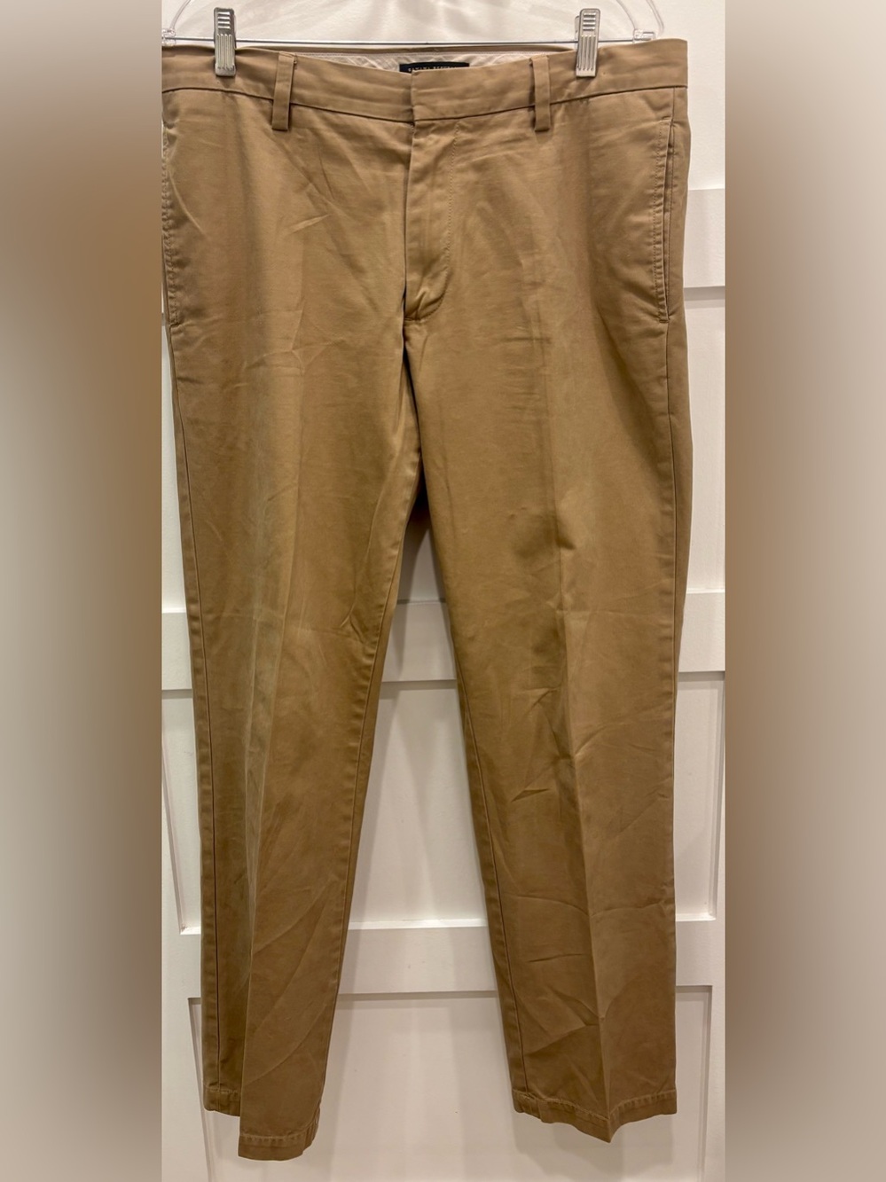 Banana Republic Men's Khaki Gavin Chinos in Tan